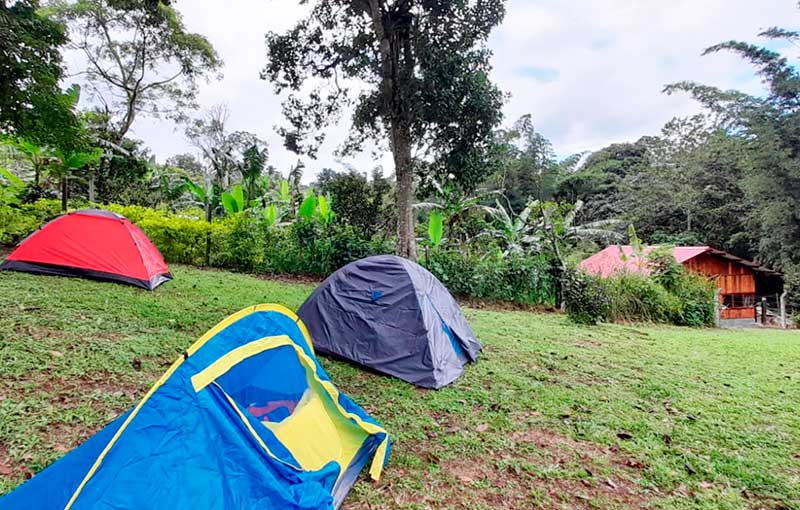 Acampar-en-vereda-Namay Acampar-en-vereda-Namay